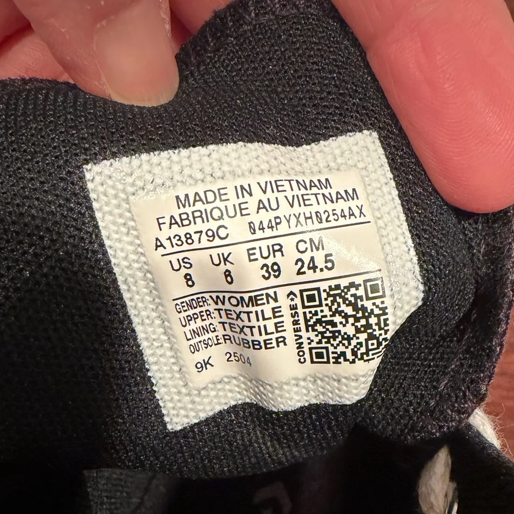 Converse Navy Plaid High-Tops NWOT - Picture 7 of 7